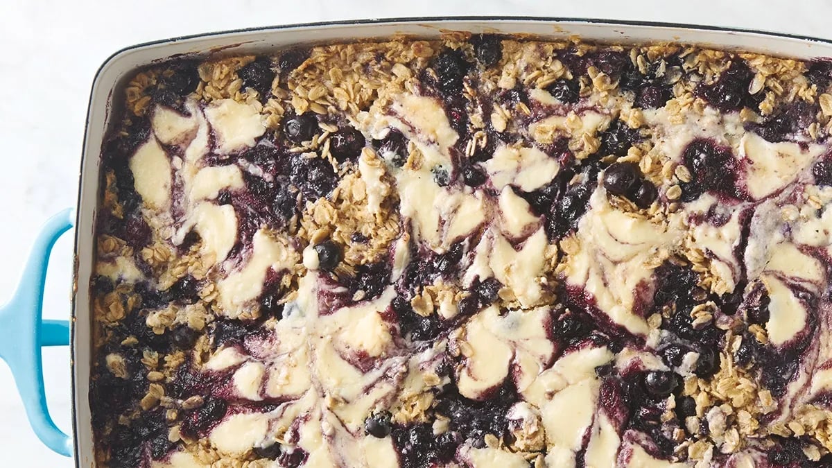 Blueberry Cheesecake Baked Oatmeal