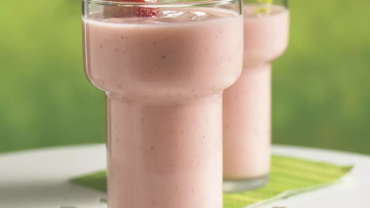 Peach-Berry Smoothie