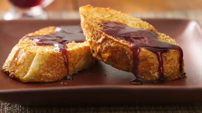 Crunchy French Toast with Blueberry Sauce 