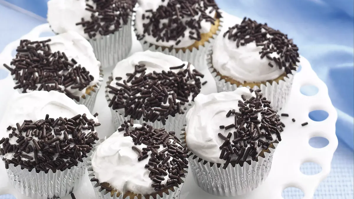 Black and White Rum Cakes