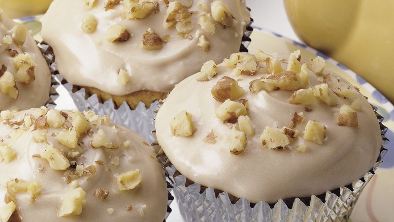 Banana-Nut Cupcakes with Maple Frosting