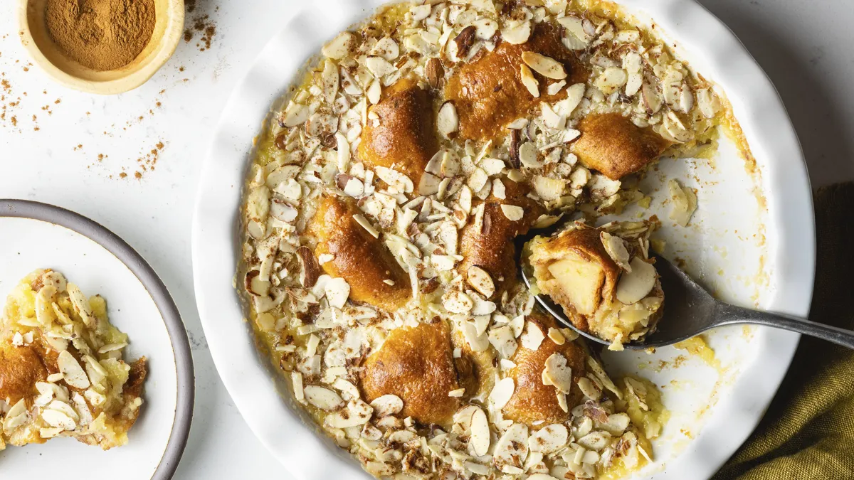 Country French Apple Crescent Casserole