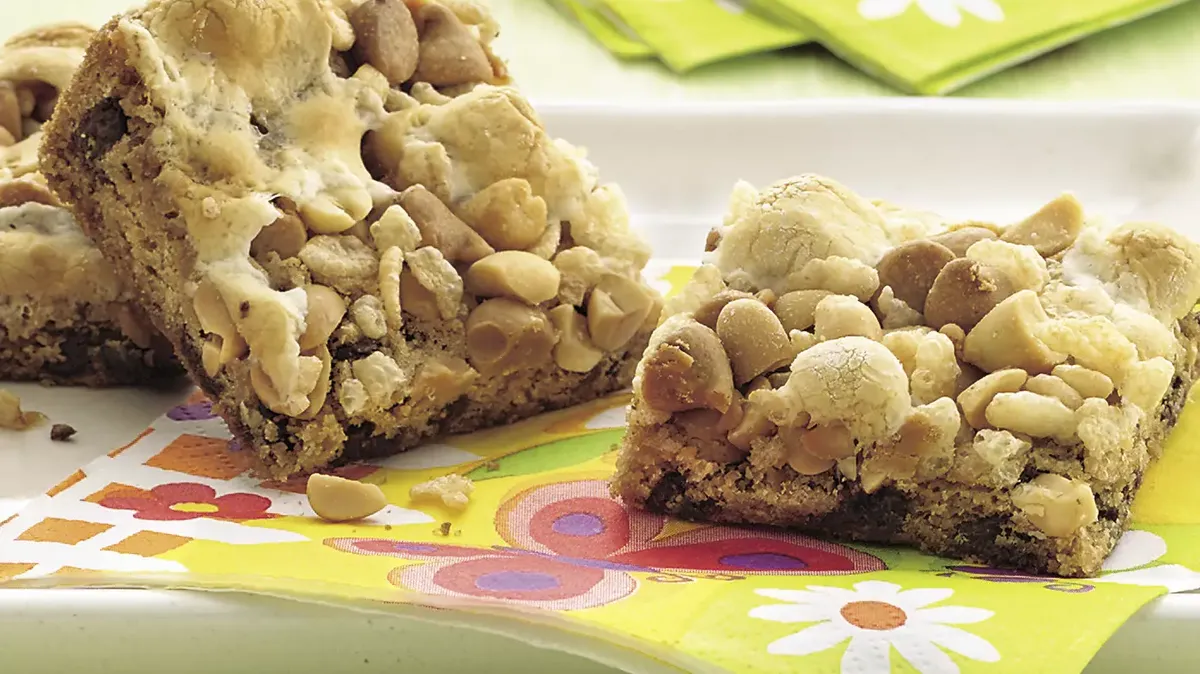 Peanut-Marshmallow-Chocolate Chip Bars