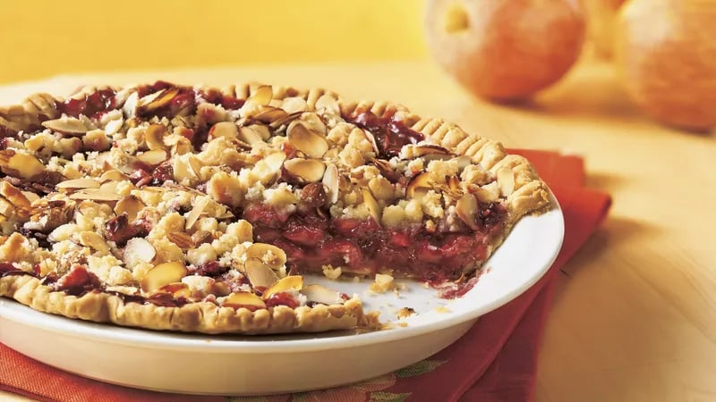 Raspberry-Apple Crumb Pie