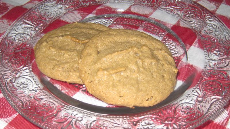 Gluten-Free Three Ingredient Peanut Butter Cookies