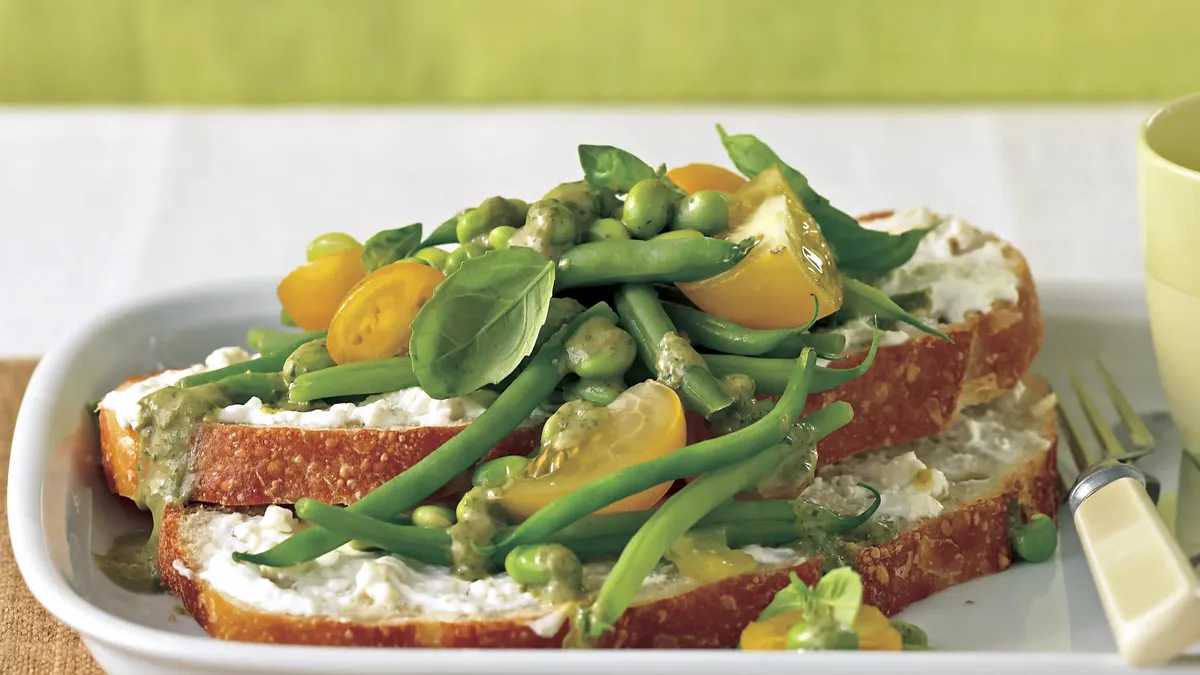 Skinny Green Bean and Edamame Salad