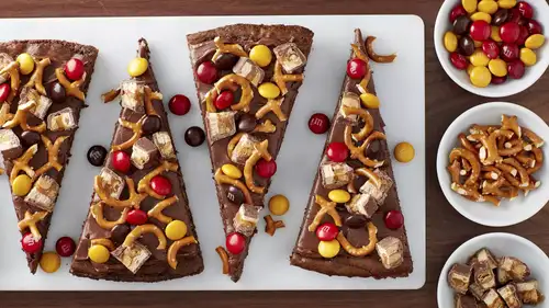 Sweet and Salty Brownie Pizza