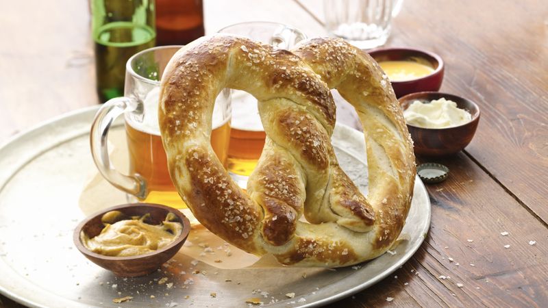 Victory Pretzel with Dipping Sauces