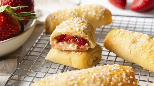Strawberry Cheesecake Crescent Rolls