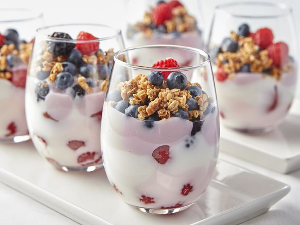 Breakfast on The Go Cups Oatmeal Container Portable Cereal Cup Yogurt Containers, Size: One size, White