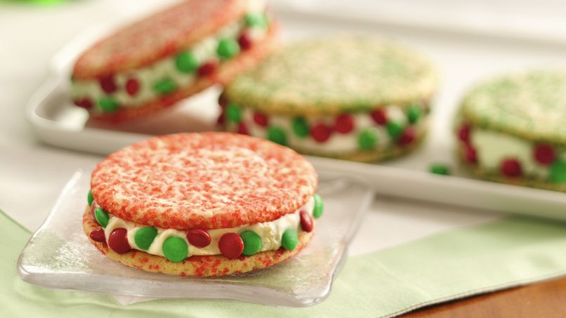 Sándwiches de Helado Navideños