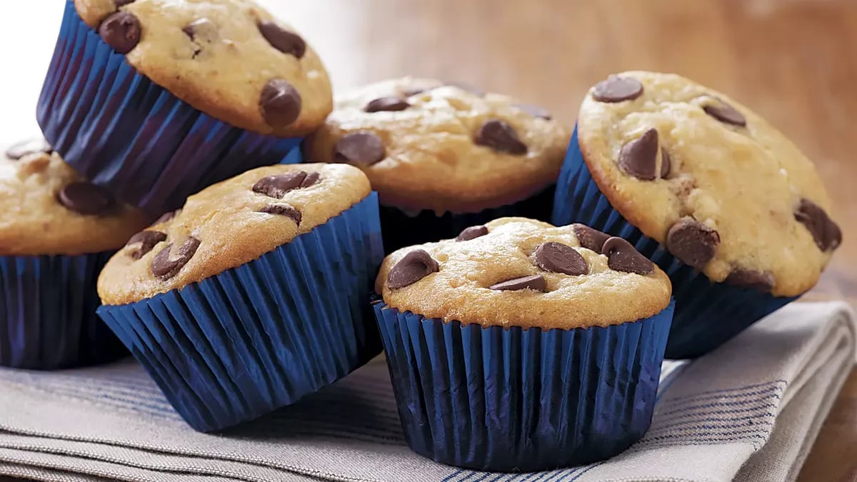 Peanut Butter-Chocolate Chip Muffins