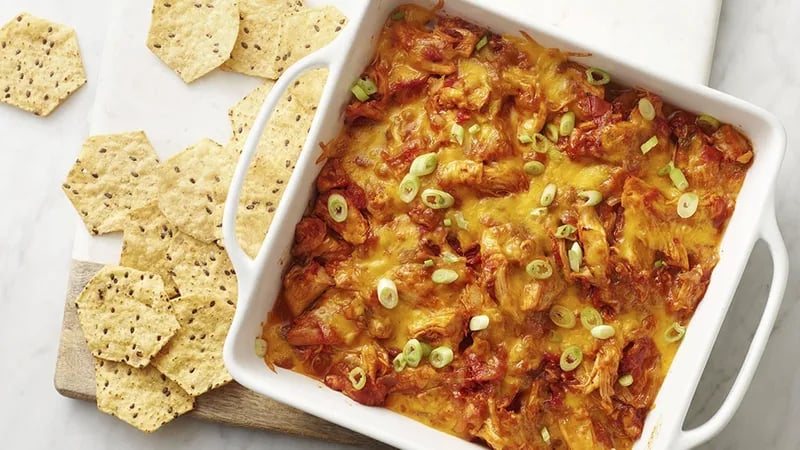 Cheesy Chicken Tinga Dip