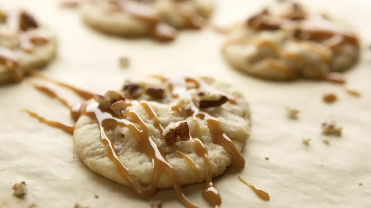 Caramel Apple Cookies