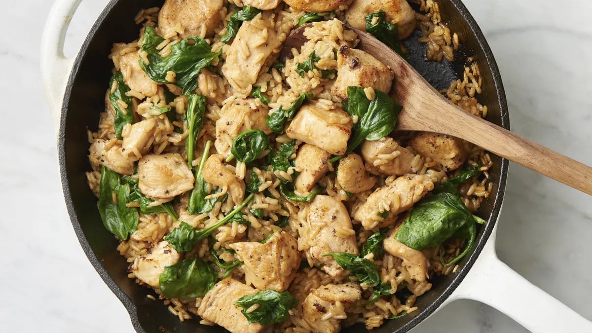 One-Pot Creamy Garlic Chicken and Rice