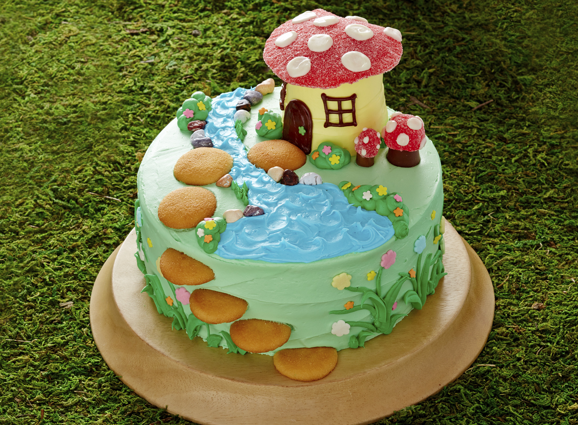 DISNEY Fairy Cake with Tinkerbell, Rosetta and SilverMist | Flickr