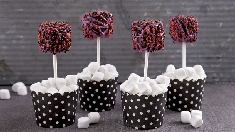 Halloween Marshmallow Pops