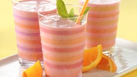 Peachy Mimosas Recipe 