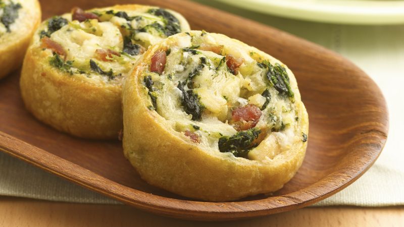 Cheesy Chicken and Spinach Pinwheels