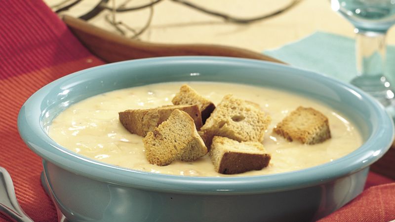 Slow-Cooker Beer and Cheese Potato Chowder