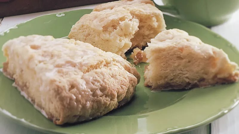 Apple-Ginger Scones