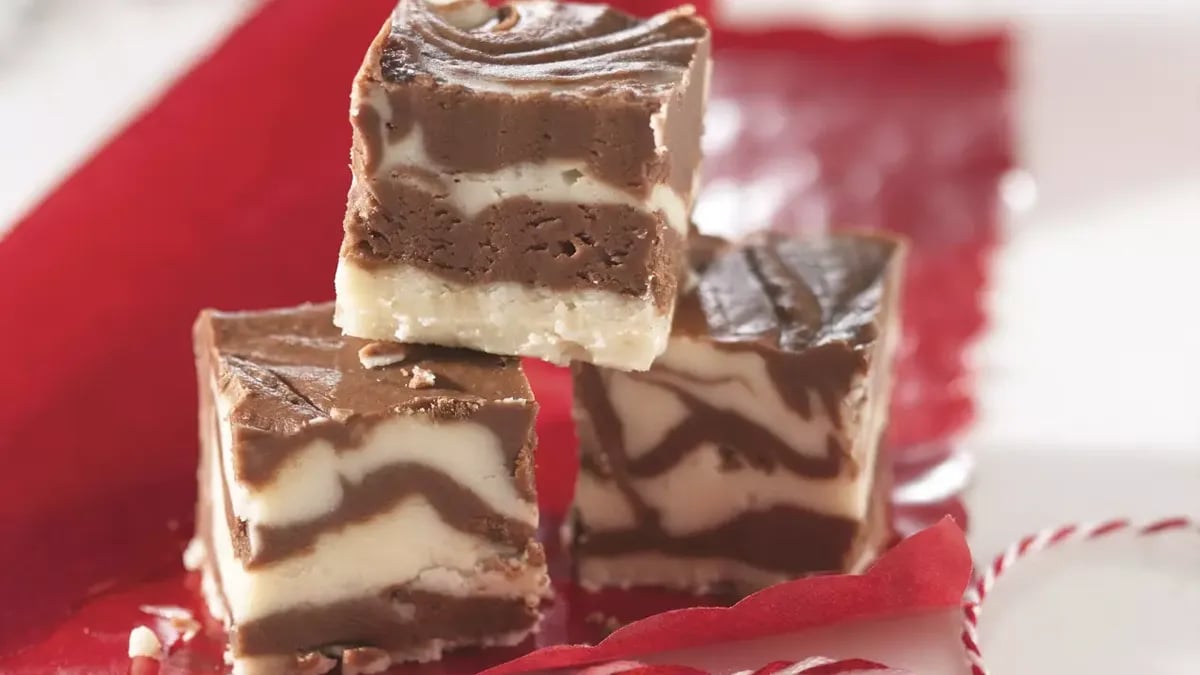 Creamy Chocolate Marble Fudge