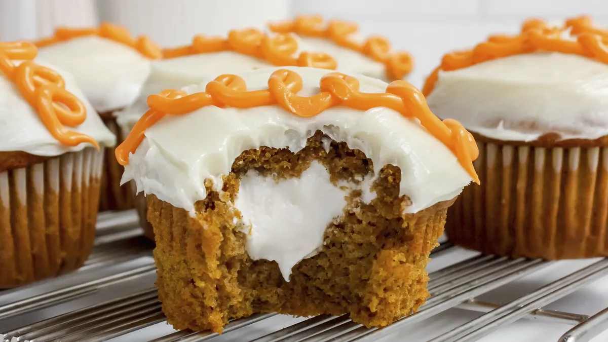 Pumpkin Snack Cake Cupcakes