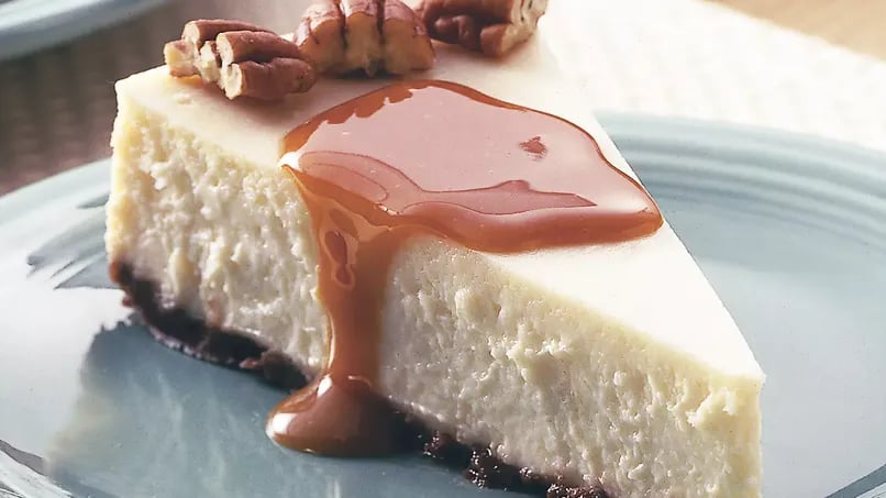 Creamy Vanilla-Caramel Cheesecake