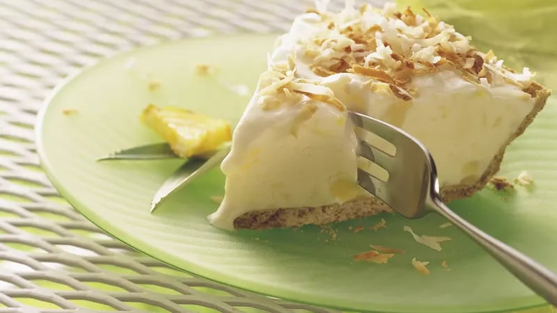 Piña Colada Ice-Cream Pie