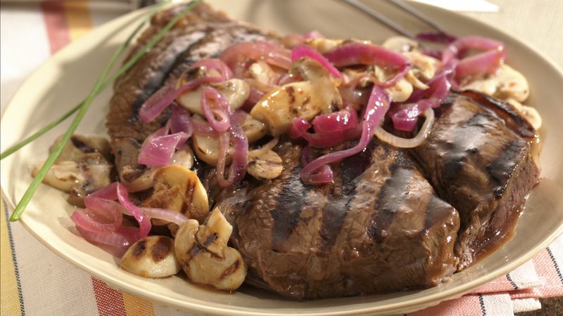 Béarnaise Steaks with Mushrooms