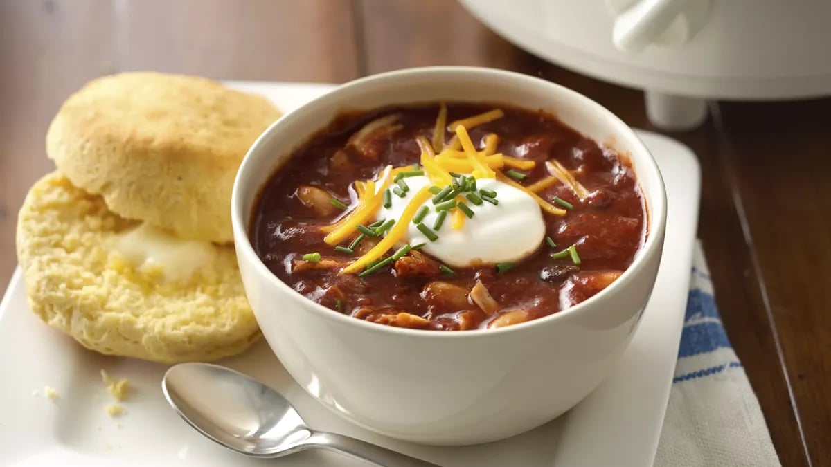 Slow-Cooker Three Bean and Turkey Chili 