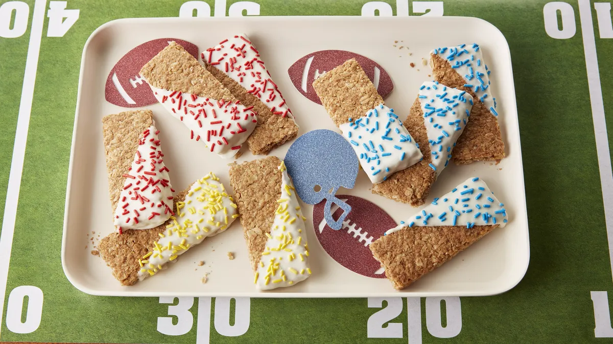 Team Colors Dipped Granola Bars