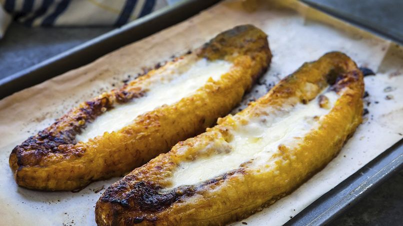Baked Plantains with Cheese