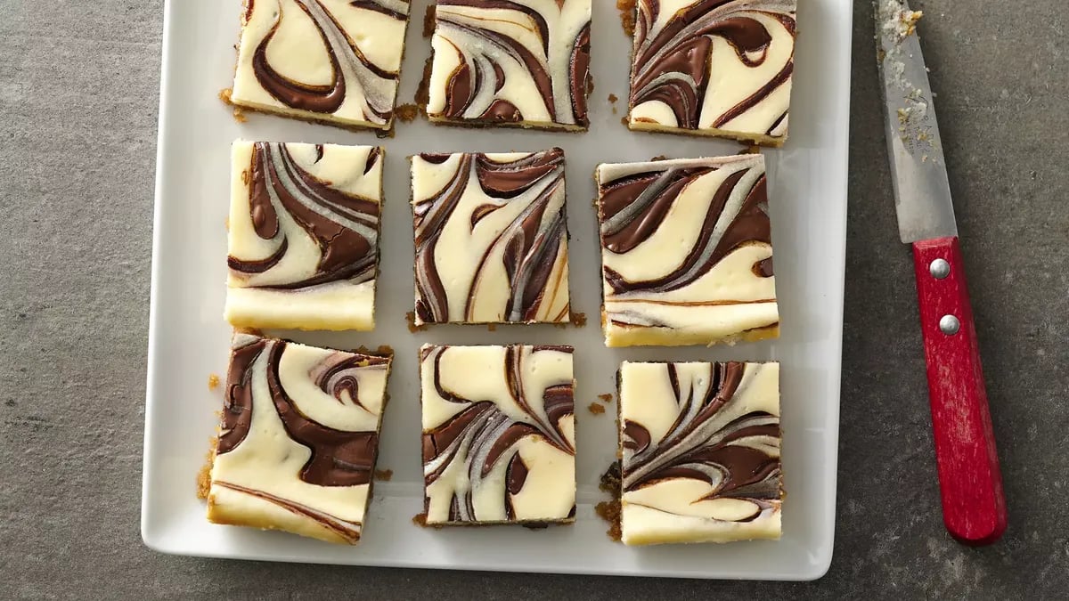 Nutella® Swirled Cheesecake Bars