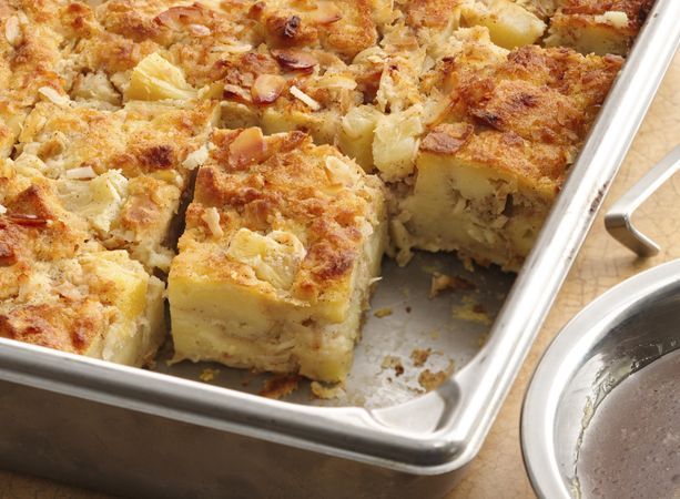 Hawaiian Bread Pudding with Rum Sauce