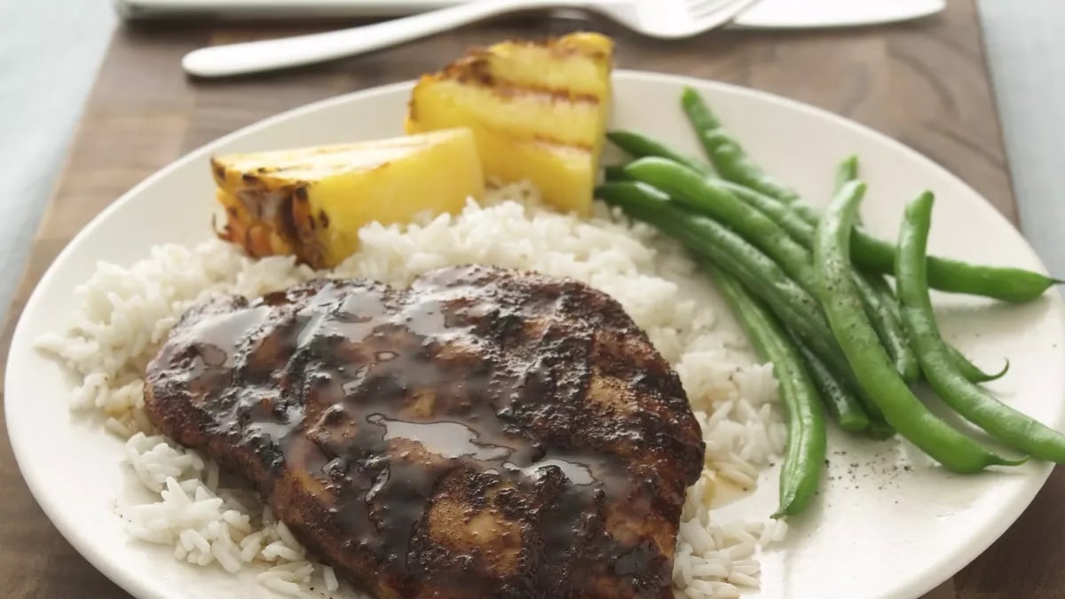 Pineapple-Glazed Spicy Chicken Breasts