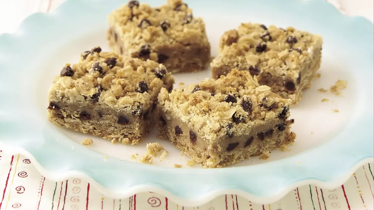 Mocha-Chip Cheesecake Bars