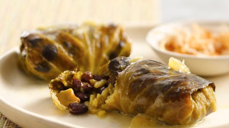 Slow-Cooker Tropical Stuffed Cabbage Rolls