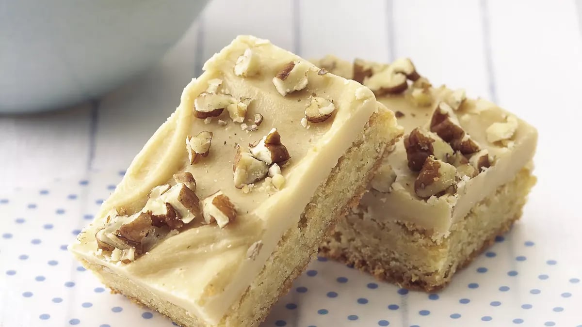 Blonde Brownies with Brown Sugar Frosting