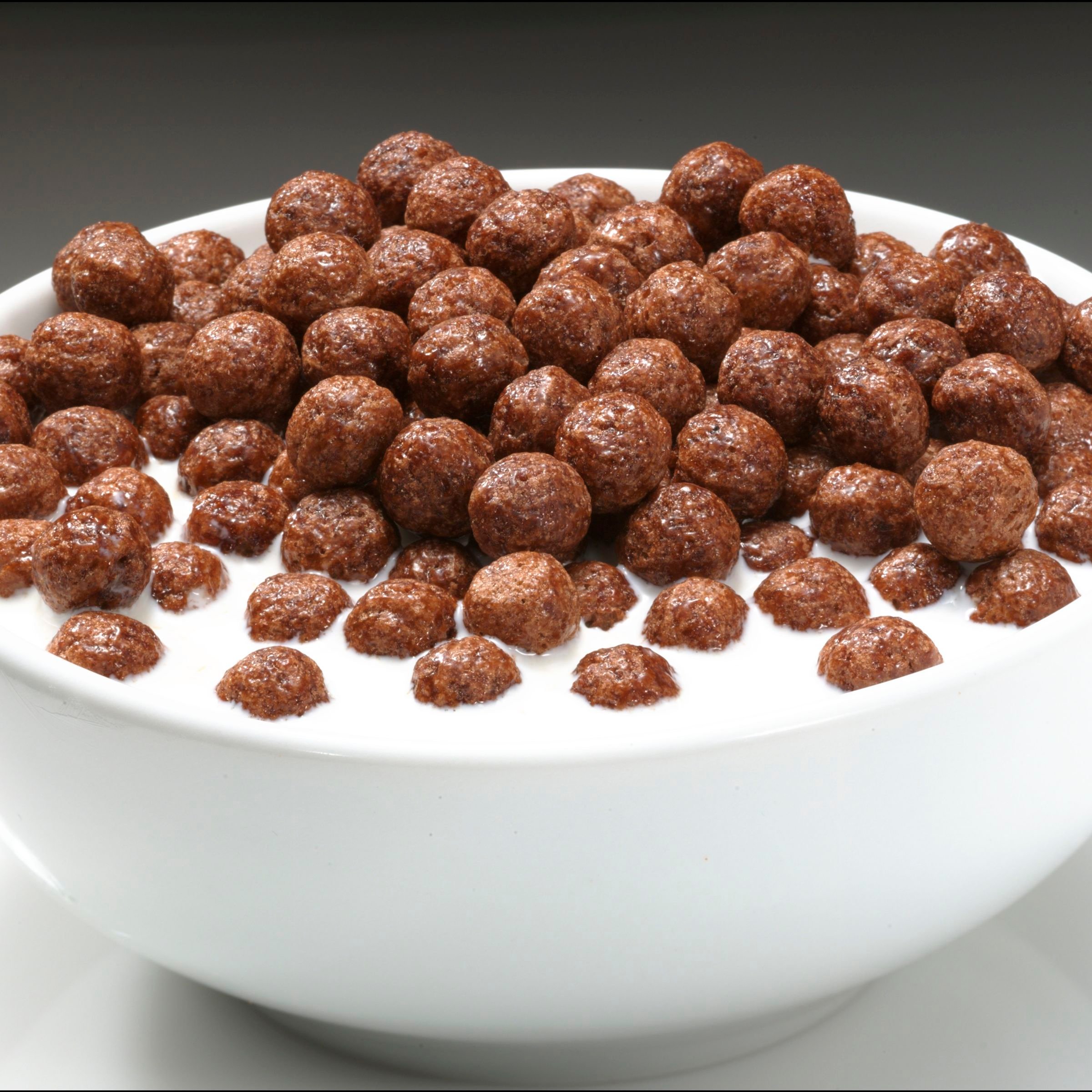 Cocoa Puffs™ Cereal 25% Less Sugar Single Serve K12 2oz Eq Grain