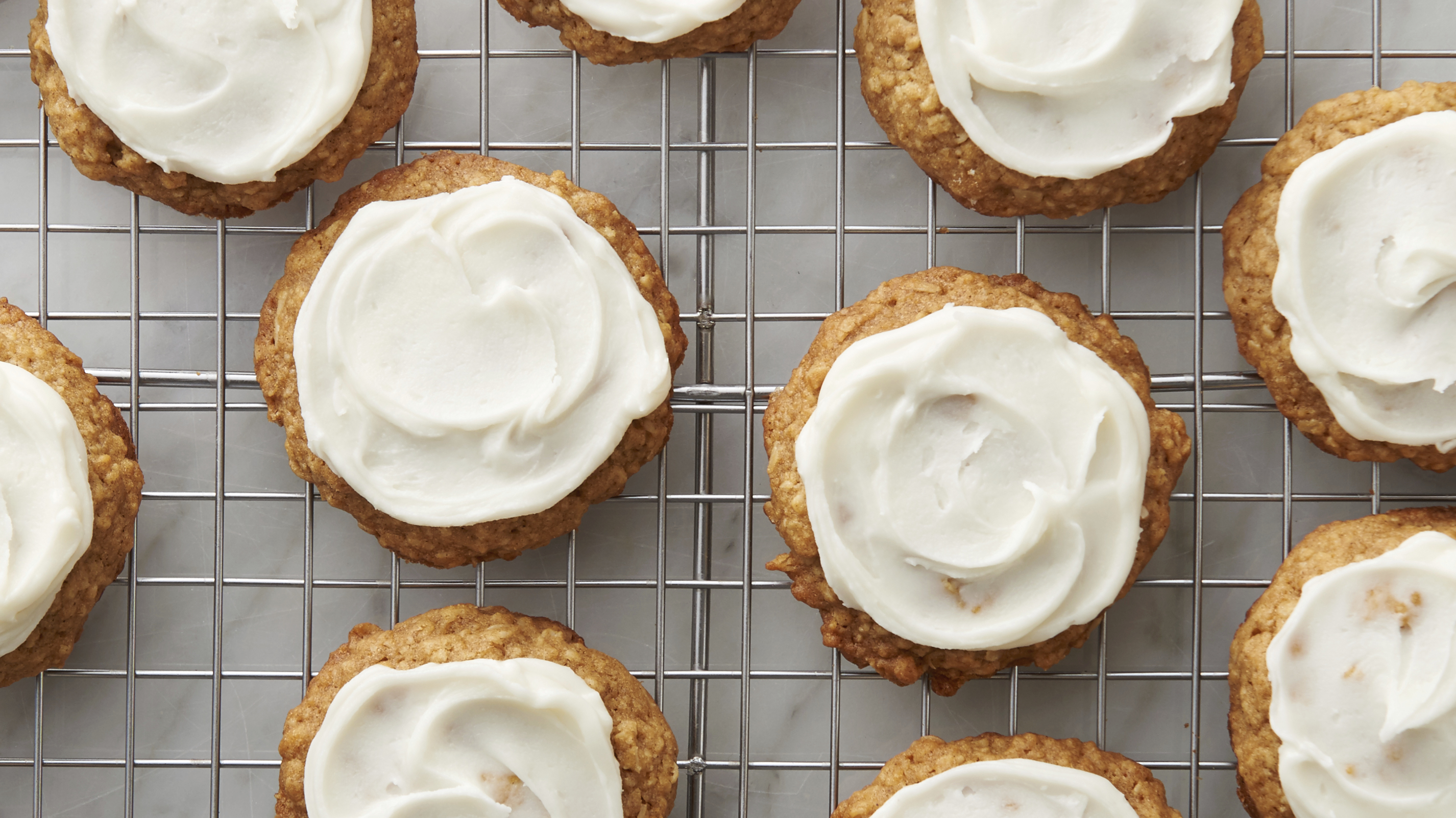 Easy Carrot Cake Oatmeal Cookies Recipe