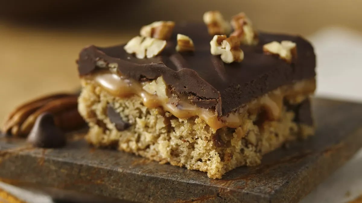 Gluten-Free Turtle Bars