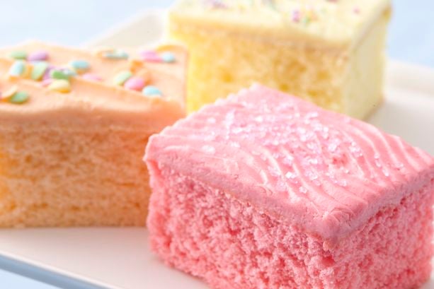 Pastel Cake and Icing