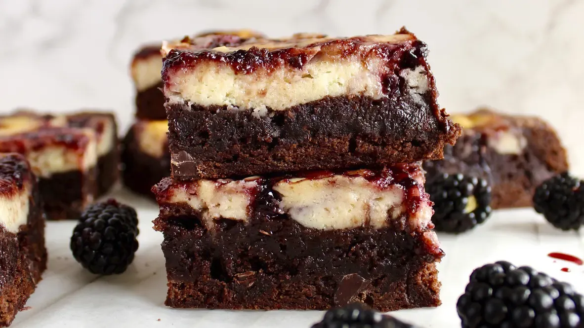 Blackberry Cheesecake Brownies 