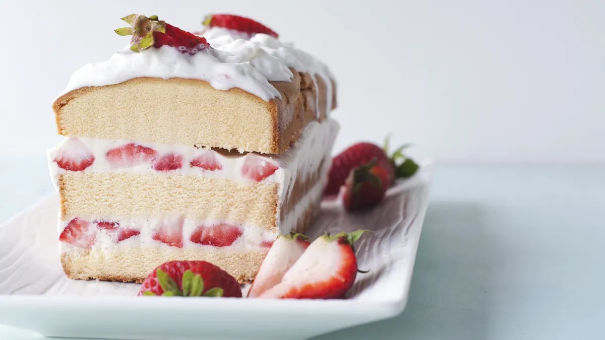 Easy Ice Cream Strawberry Shortcake