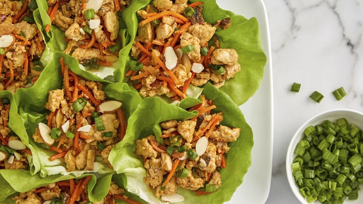 Spicy Chicken Lettuce Wraps