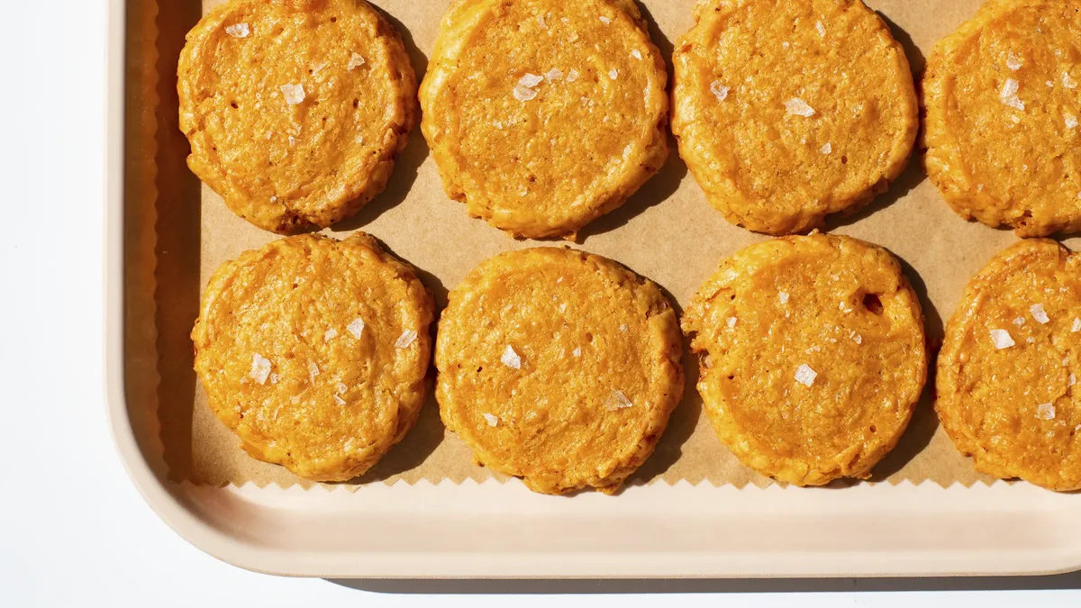 Spicy Cheese Crackers