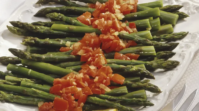 Asparagus with Pesto Arrabiata