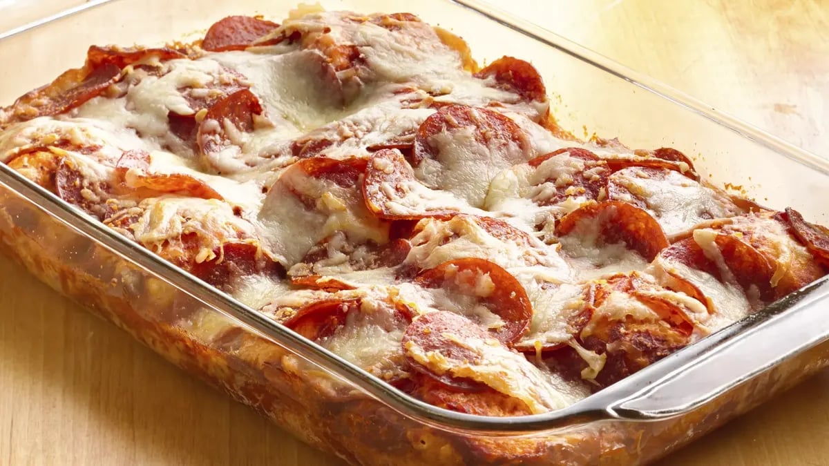 4-Ingredient Pizza Bake