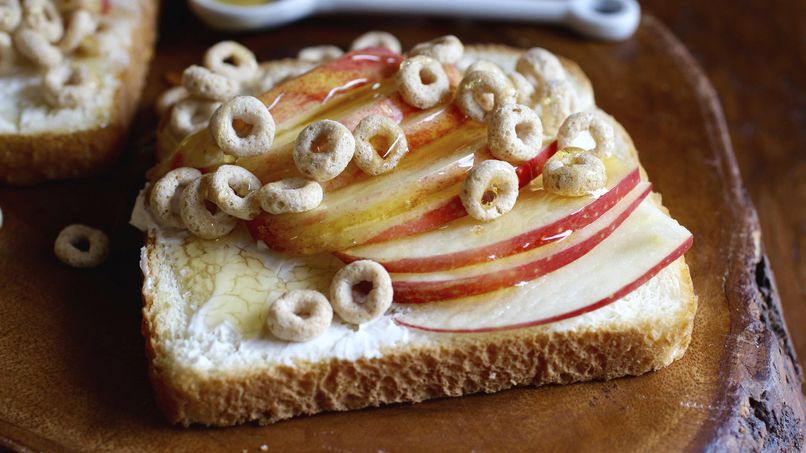 Apple and Honey Toast with Cheerios™